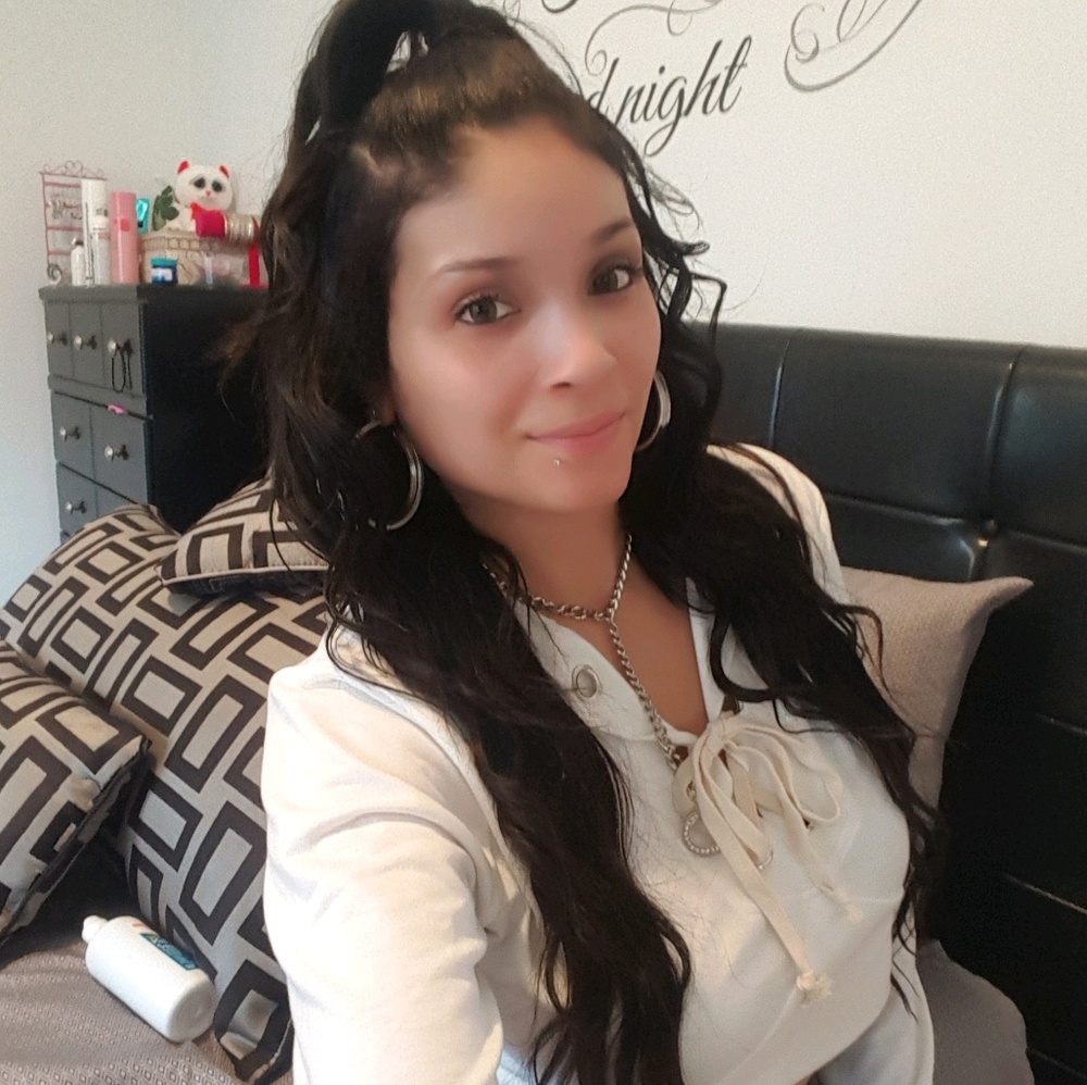 Meet your Posher, Gisela